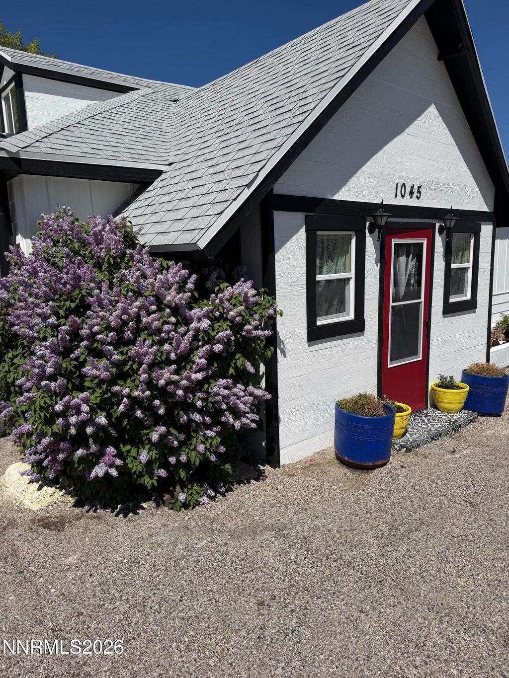 Photo of 1021 NW Tonopah Avenue, Tonopah, NV 89049 (MLS # 260003851)