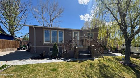 1352 Pronto Avenue Winnemucca NV 89445