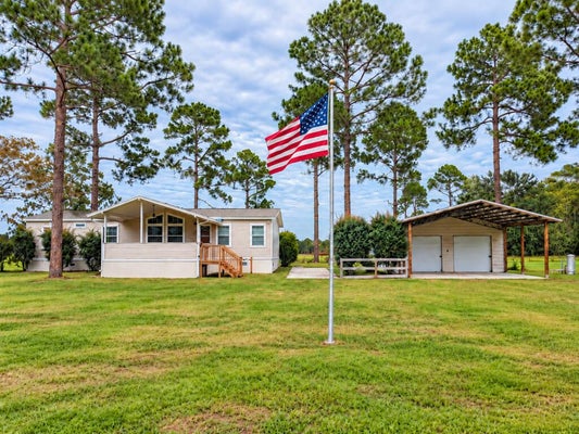 10190 SE COUNTY ROAD 319, TRENTON, FL 32693 - Image 1fb4e614f7a6a368517b2c1ea32fd1ca/2899392337
