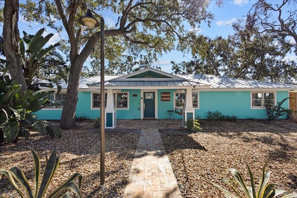 1134 WHIDDON AVE, CEDAR KEY, FL 32625 - Image 2cb66952015c1f166cd7e7b8bc6a4aa7/936434075