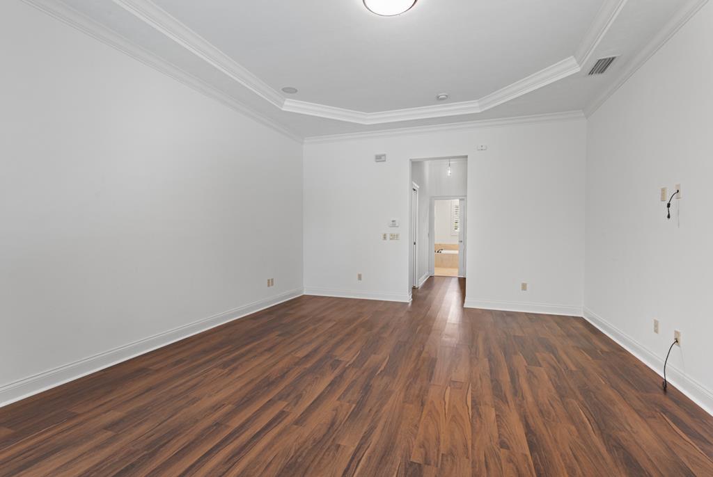 Listing 32