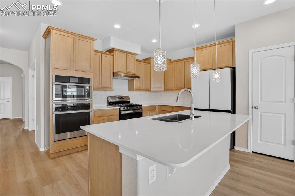 9347 Mayflower Gulch Way