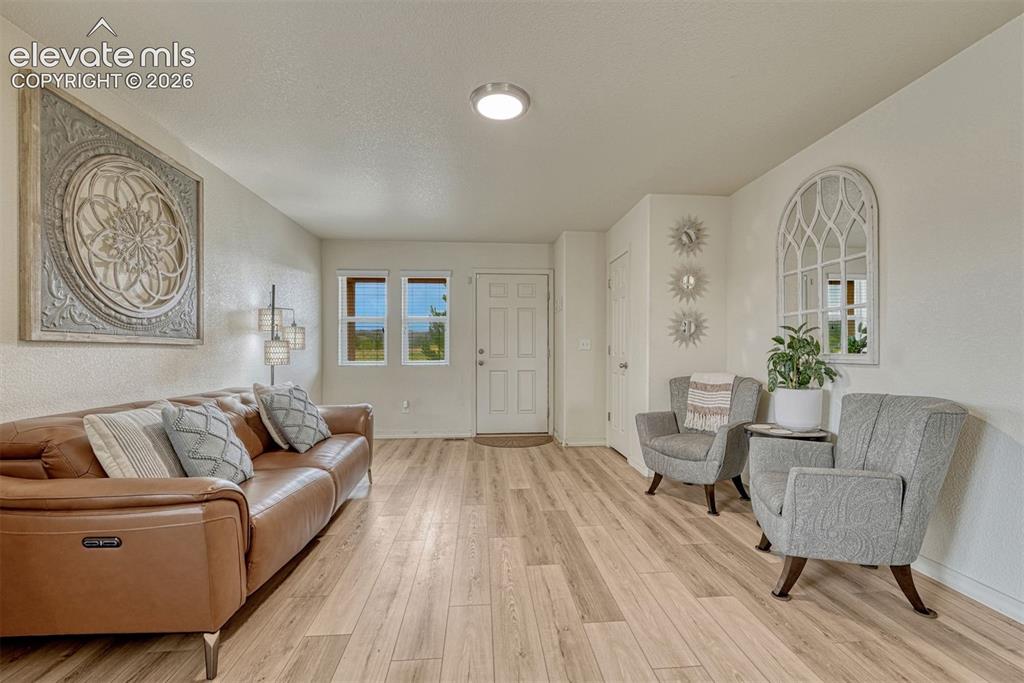 2404 Shady Aspen Drive