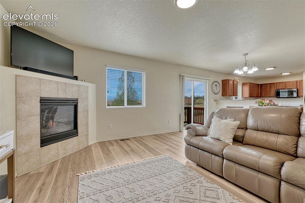 2404 Shady Aspen Drive