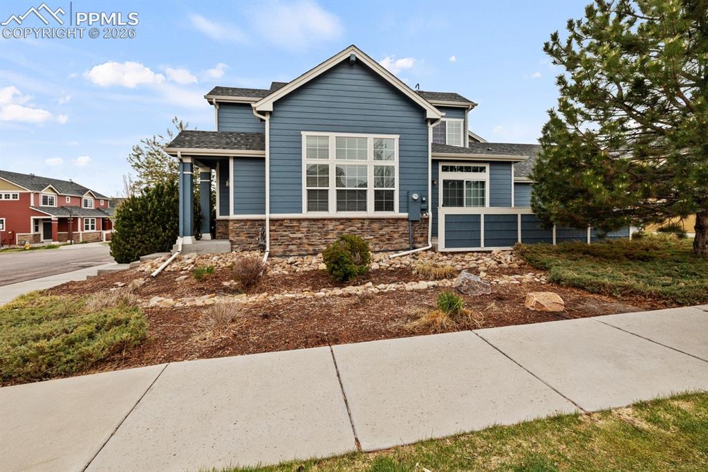 5460 Smokey Heights
