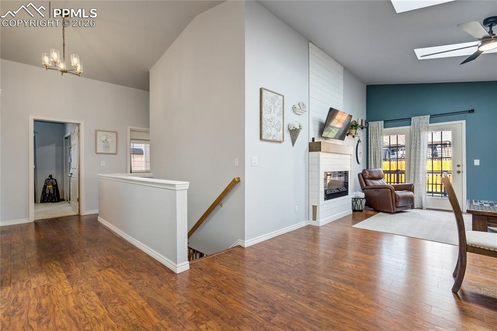 1089 N Swayback Drive