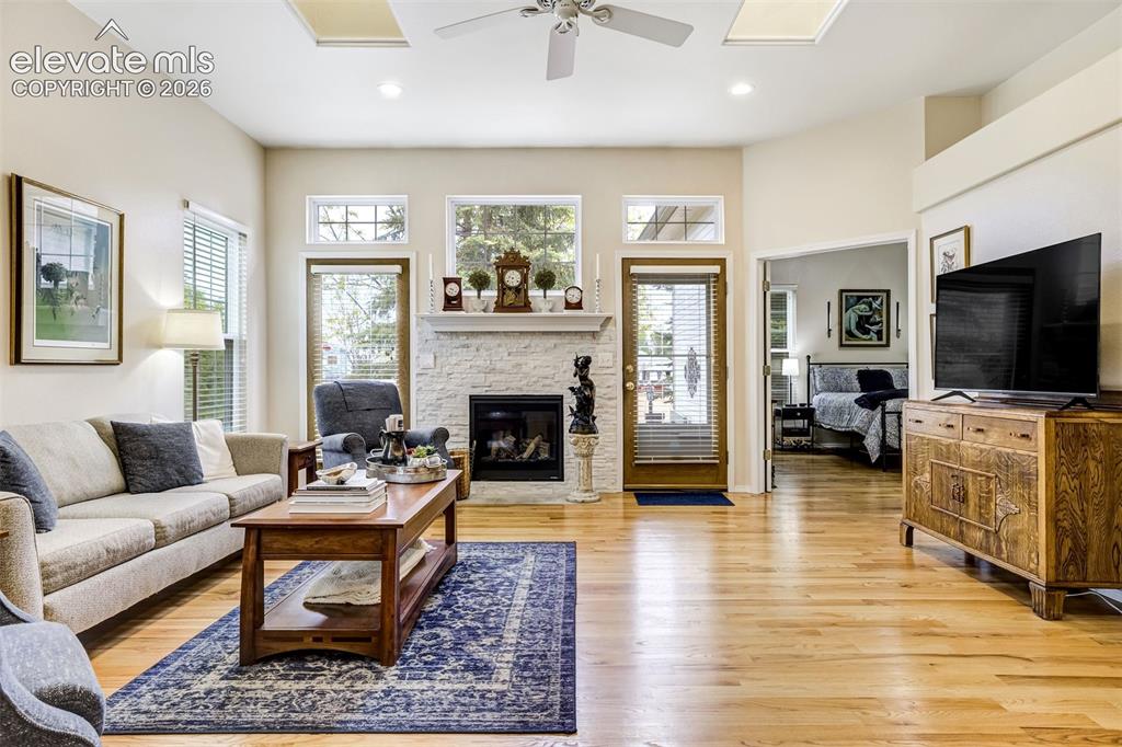 5110 Walking Horse Point