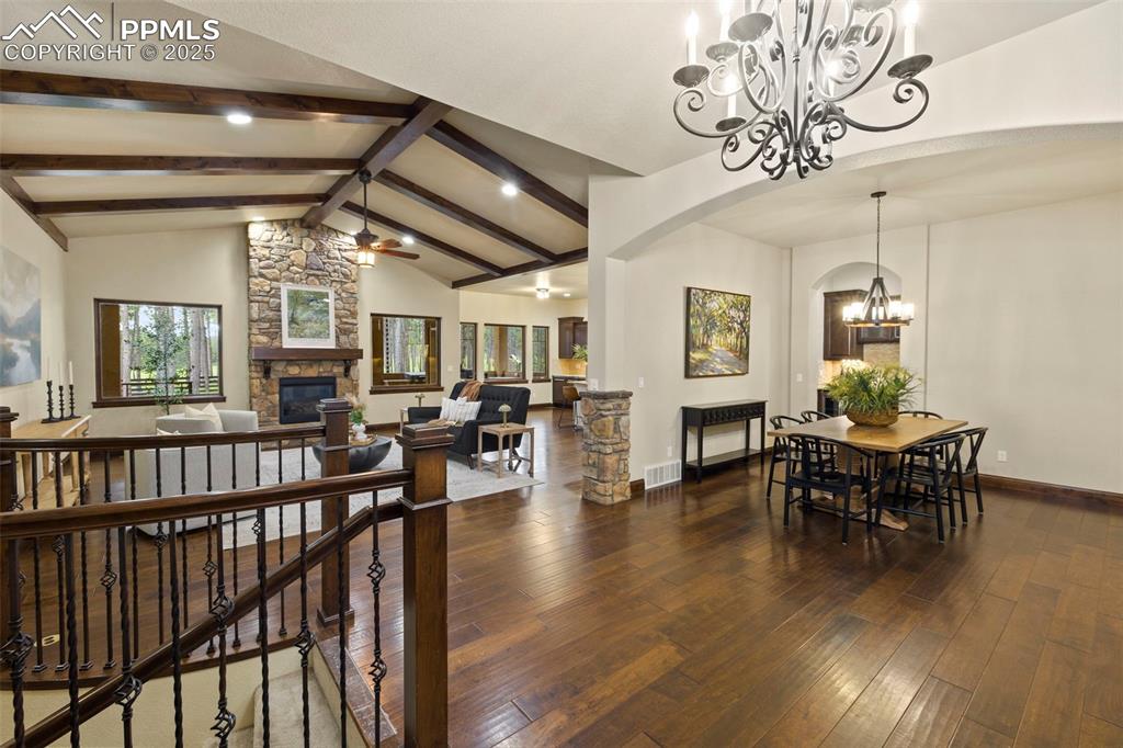 16104 Pole Pine Point