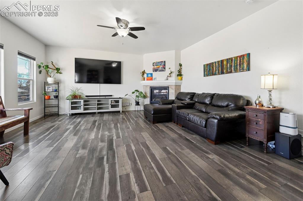 734 N Walnut Street