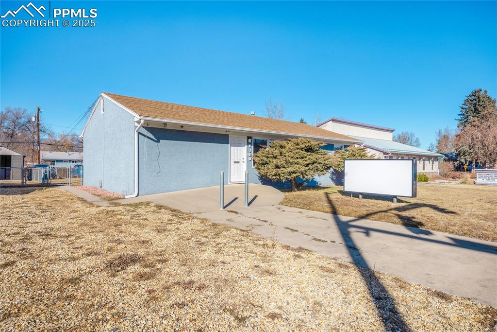 1710 N Circle Drive