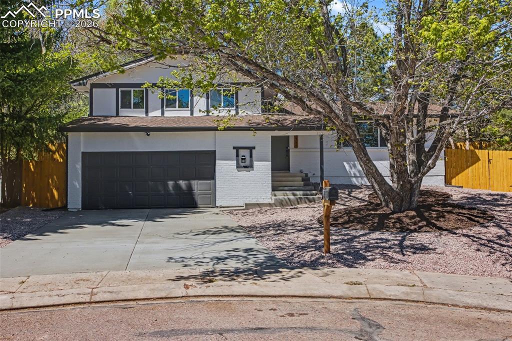 2755 Villa Loma Drive