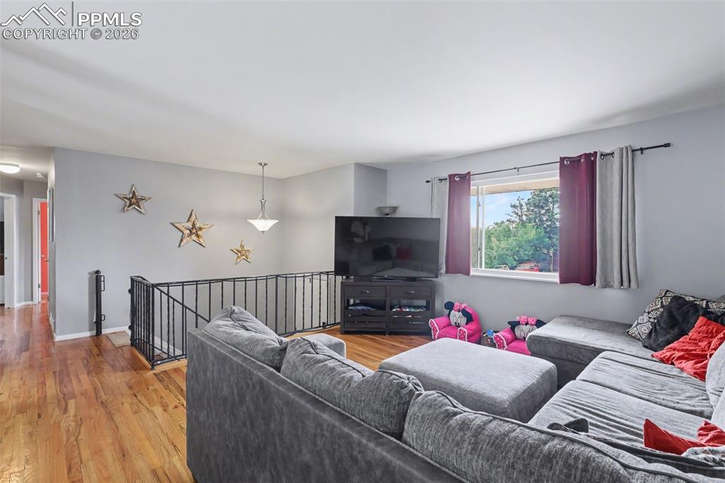 2927 Cabrillo Circle