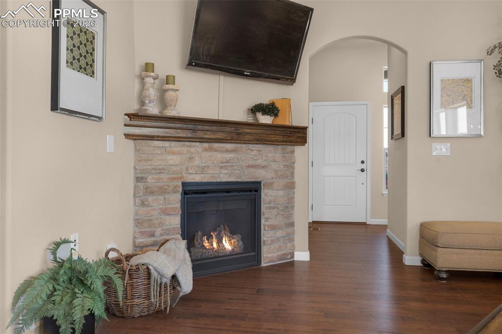 4411 Allenite Point