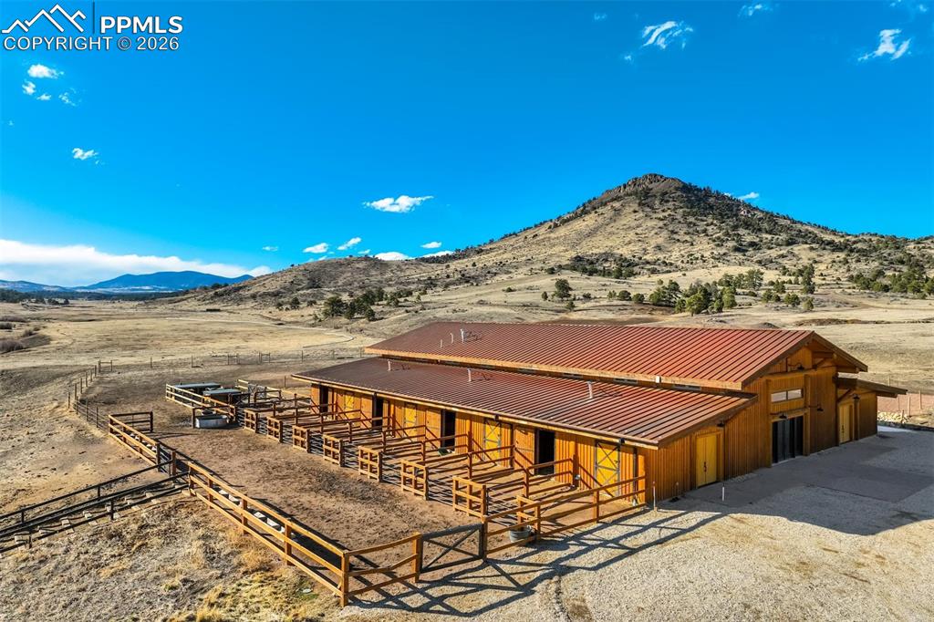 10589 County Road 102