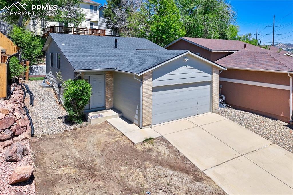 2660 Christopher Terrace
