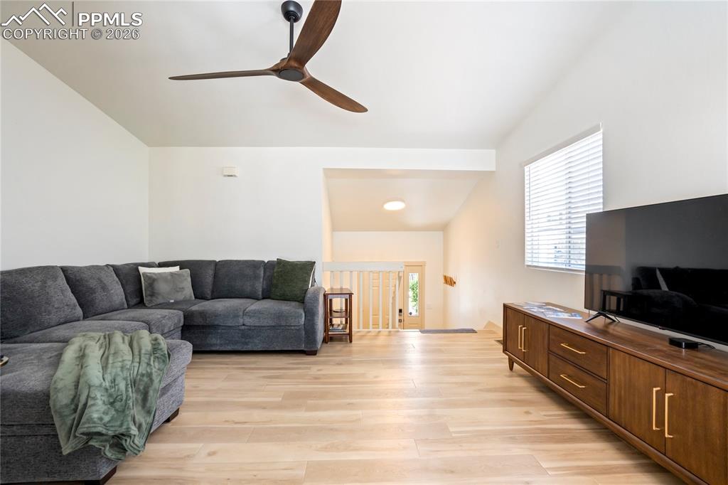 2660 Christopher Terrace