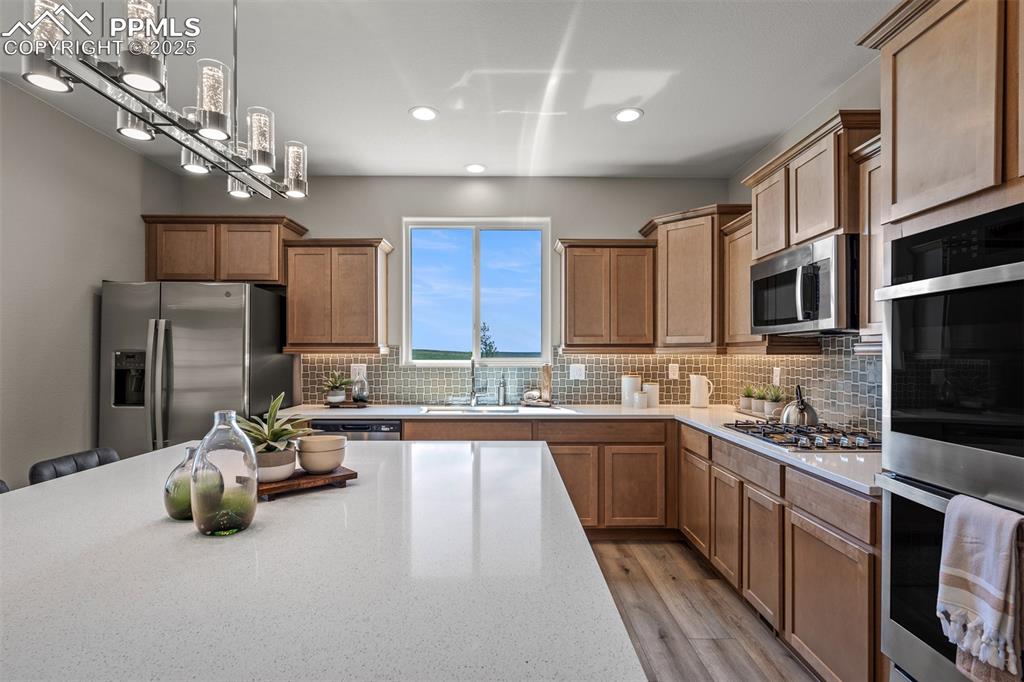 9389 Mayflower Gulch Way
