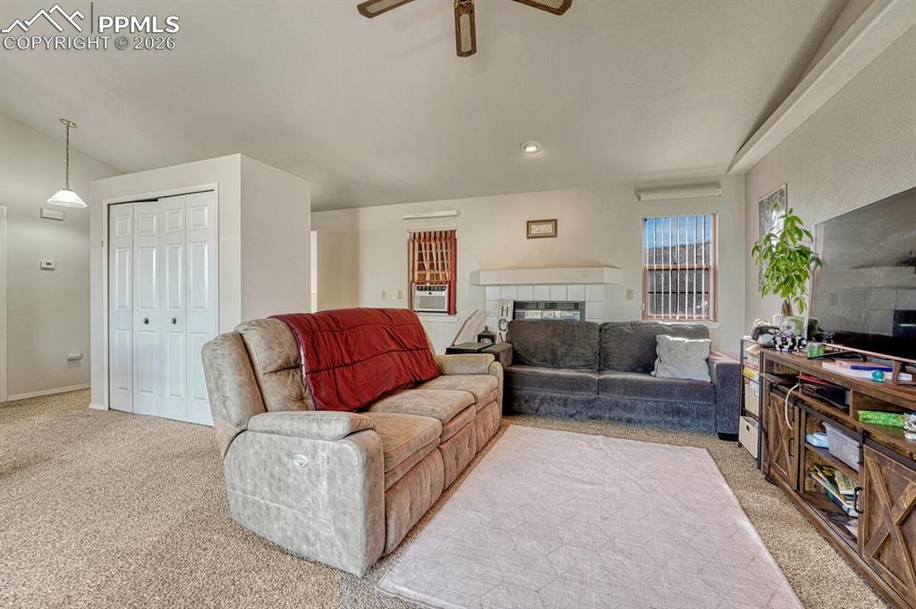 1524 Shane Circle