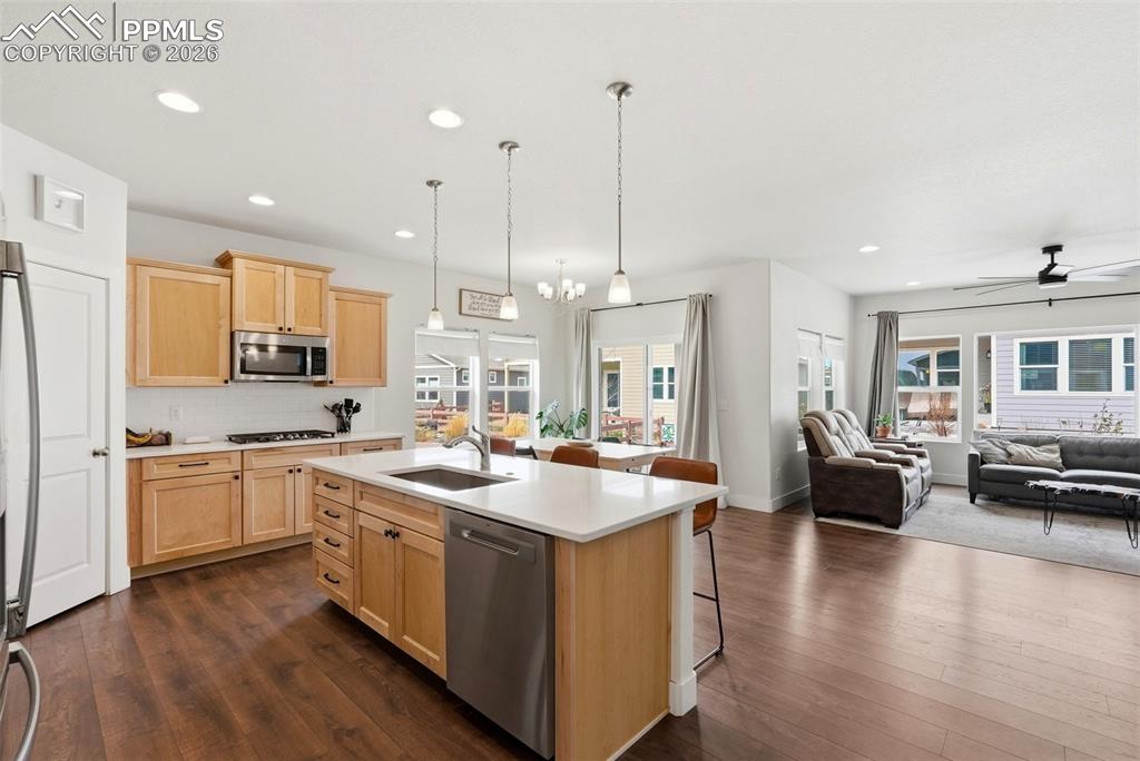 6672 Rolling Creek Drive