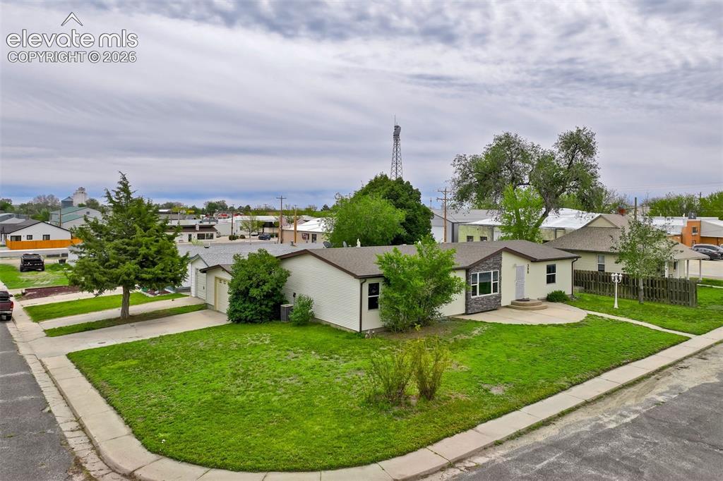 698 F Avenue