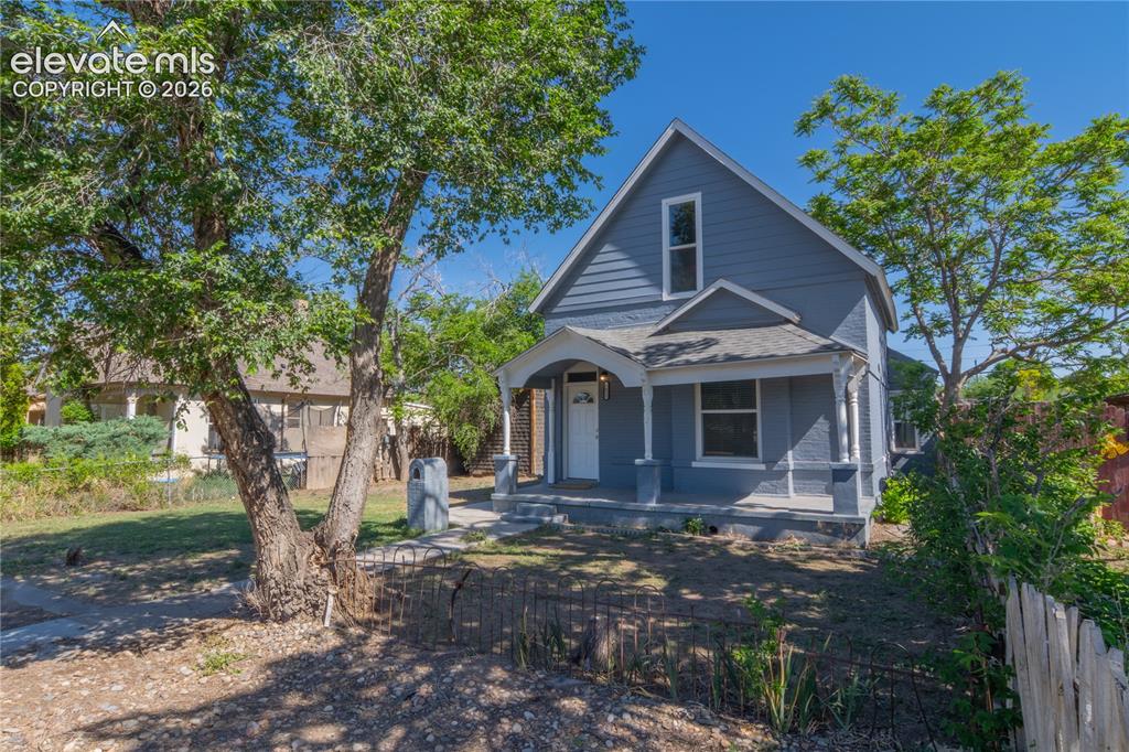 1621 W 18th Street