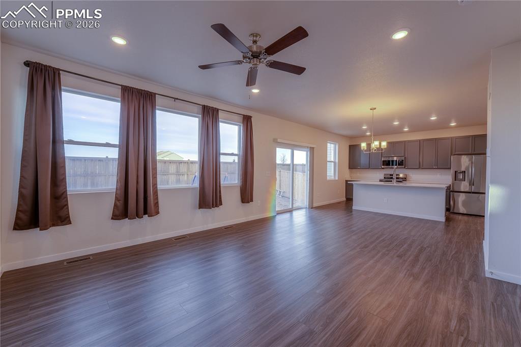 8172 Goldenray Place