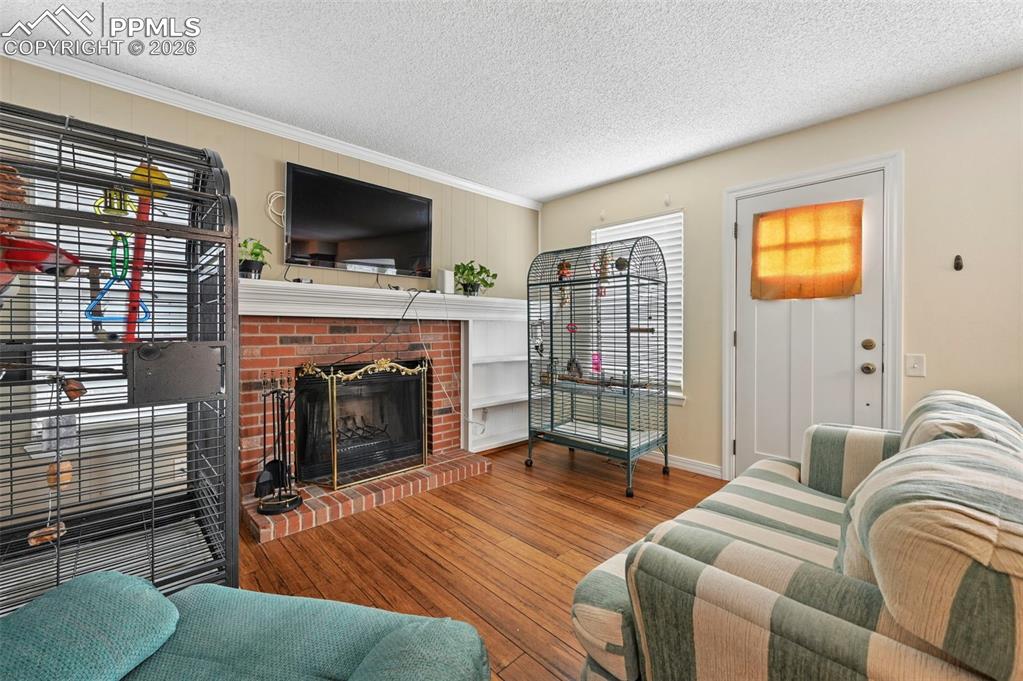 8325 Avens Circle