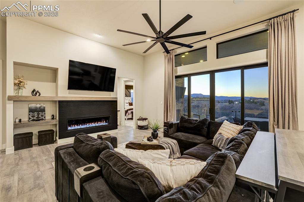 12284 Monarchos Lane