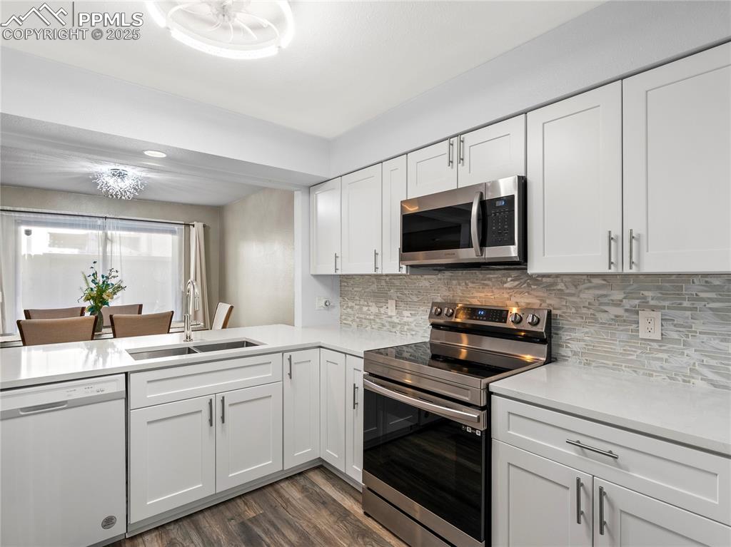 3330 Templeton Gap Road 63