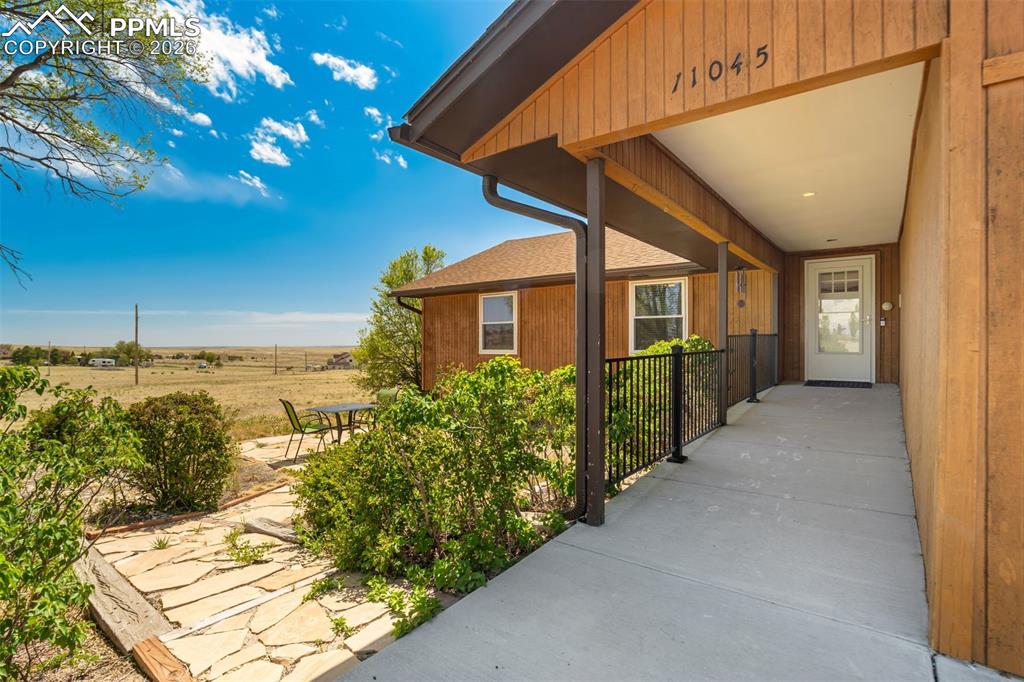 11045 Peaceful Valley Road