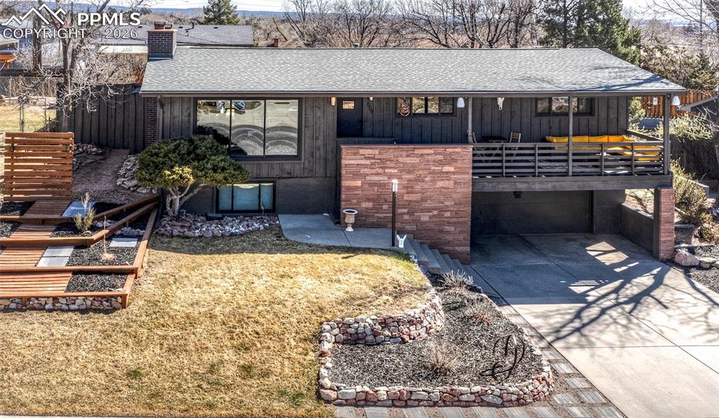 609 Pioneer Lane