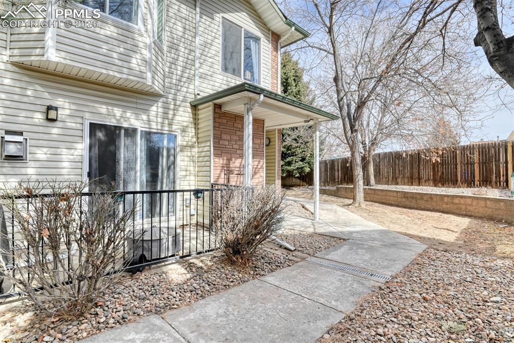 2095 Legacy Ridge View 101