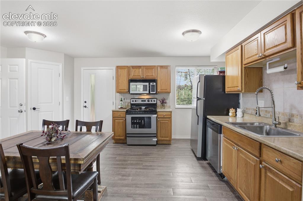 1249 Atoka Drive