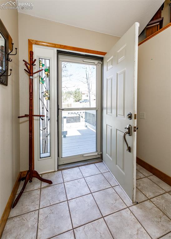 2873 Sunnywood Avenue