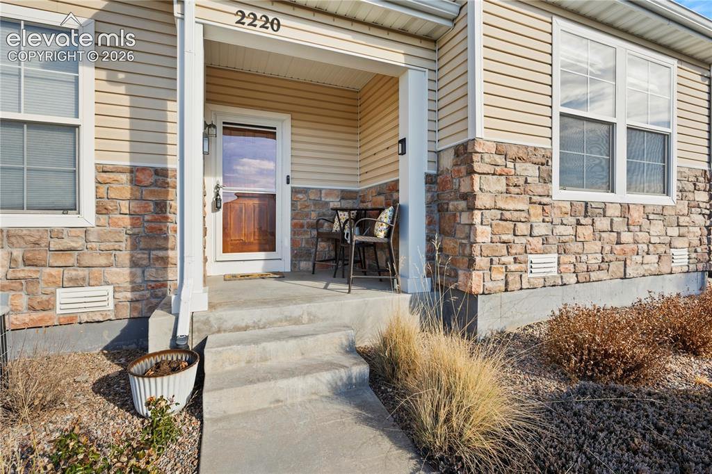 2220 Whale Point