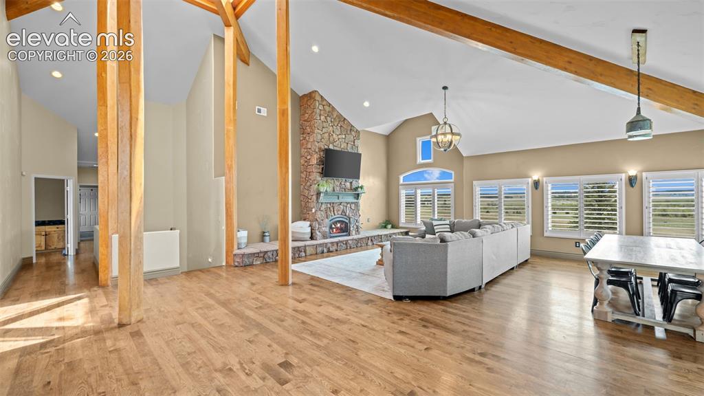 3524 Ferns Road