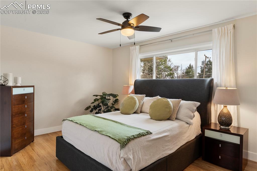 1241 E Monroe Street