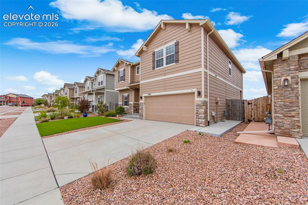 7568 Cat Tail Creek Drive