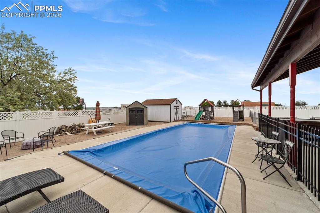 817 E Clarion Drive