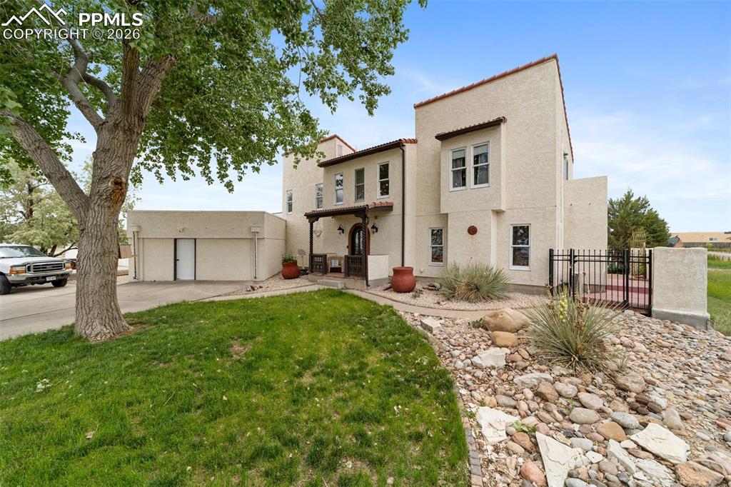 817 E Clarion Drive