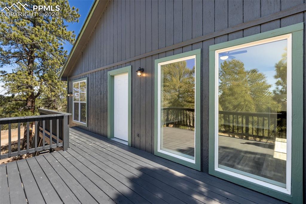18 Mt Powderhorn Lane