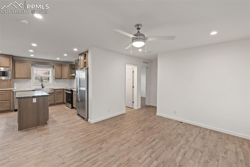 225 E Eaton Avenue
