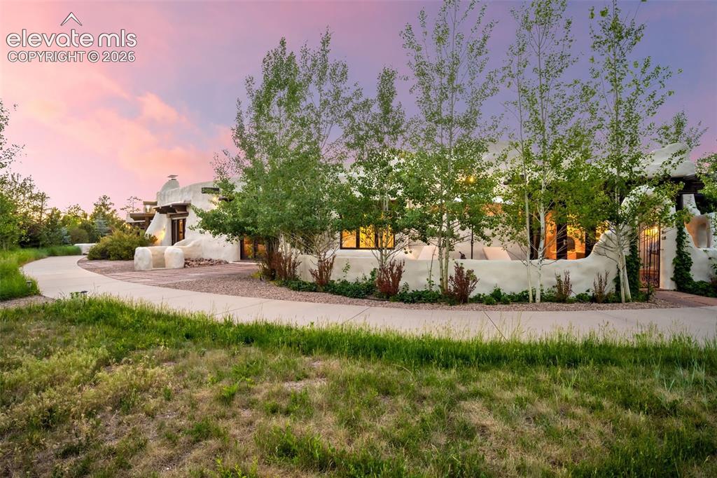 3885 Wapiti Way