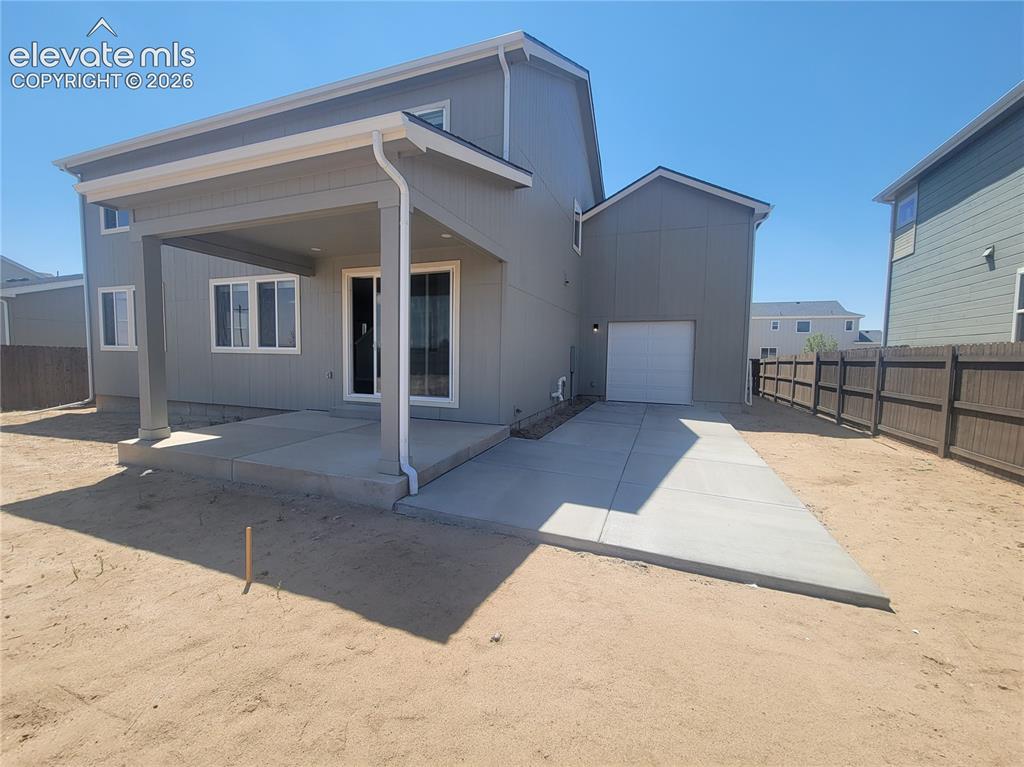 22036 Cattlemen Run