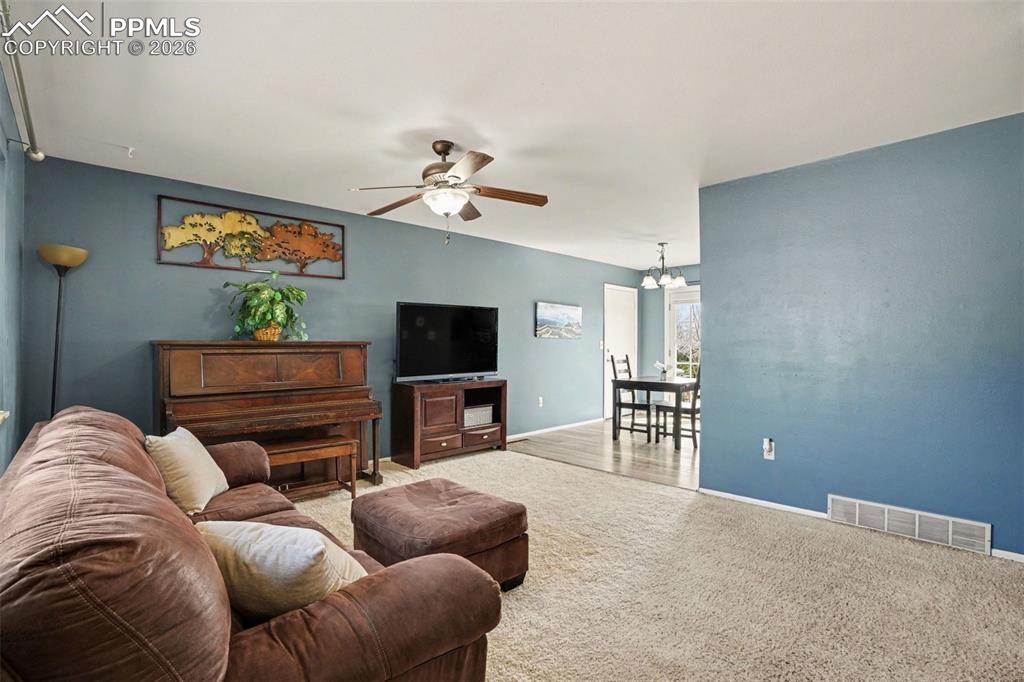 5465 Escondido Drive
