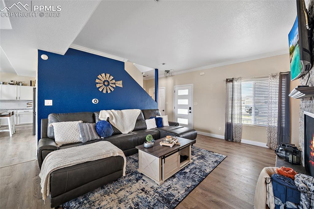 689 N McCulloch Boulevard