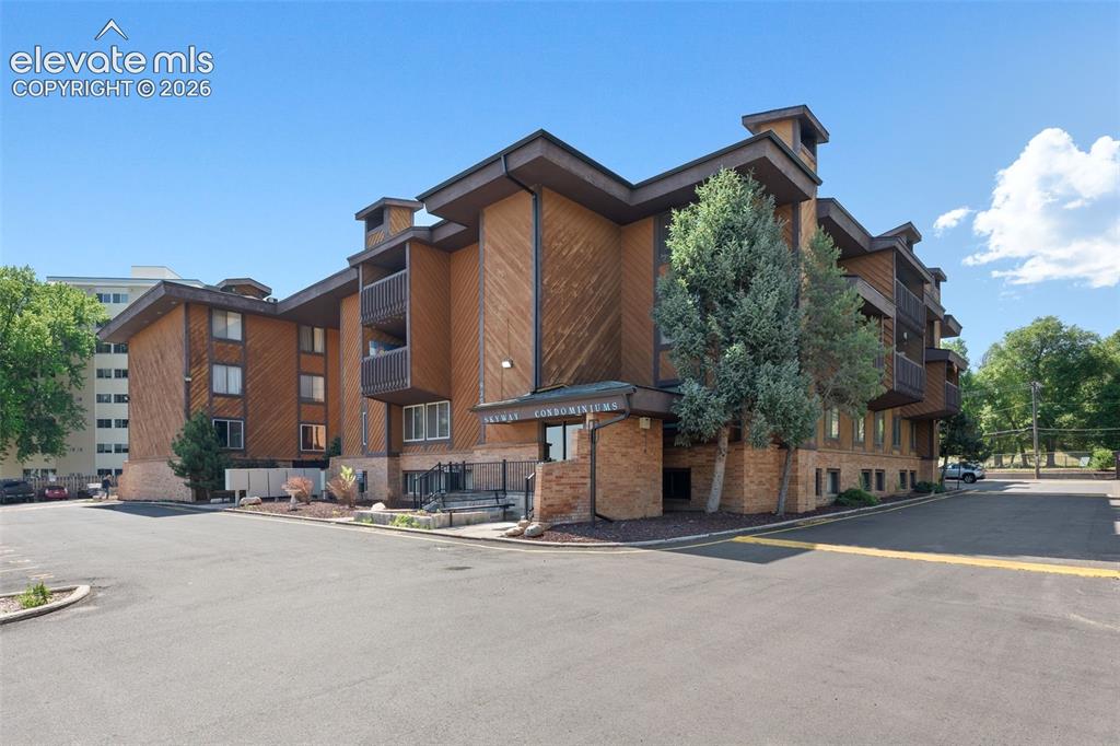 935 Saturn Drive 117