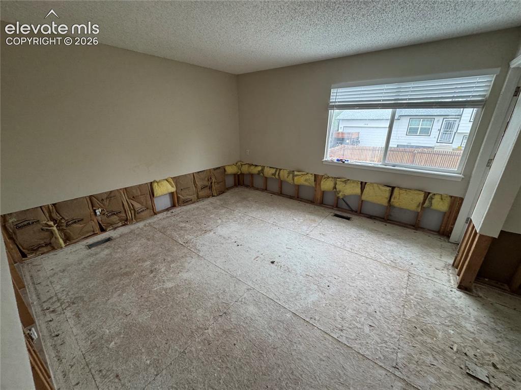104 Comanche Court