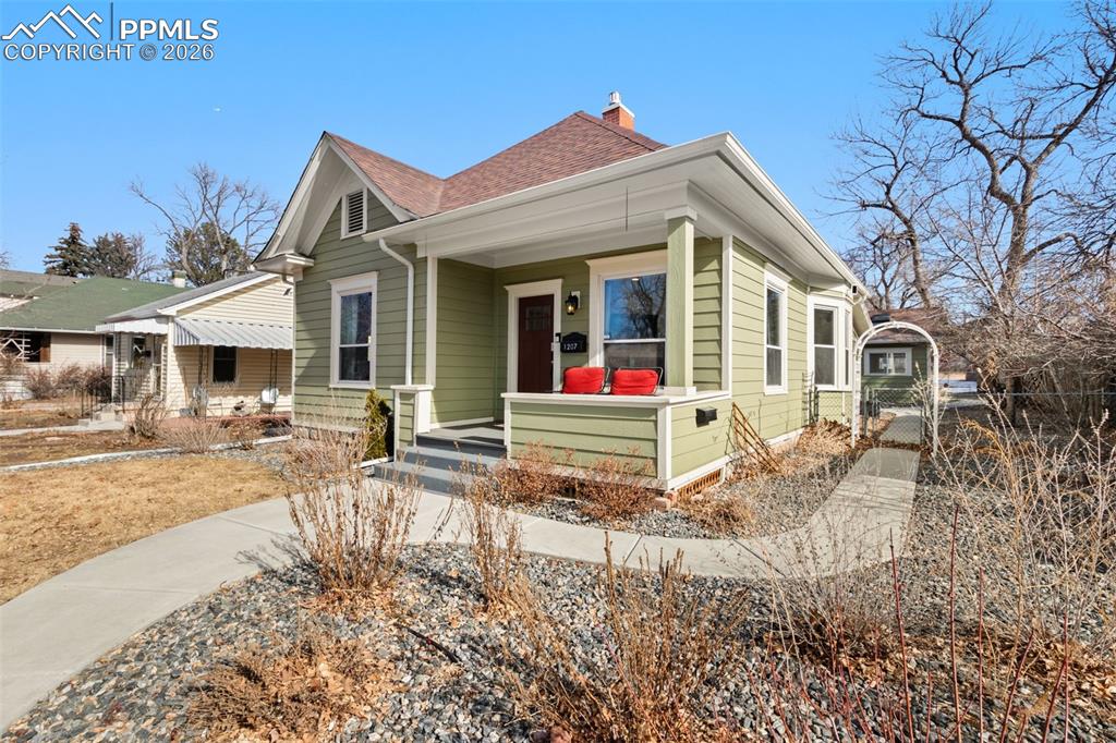 1207 Custer Avenue