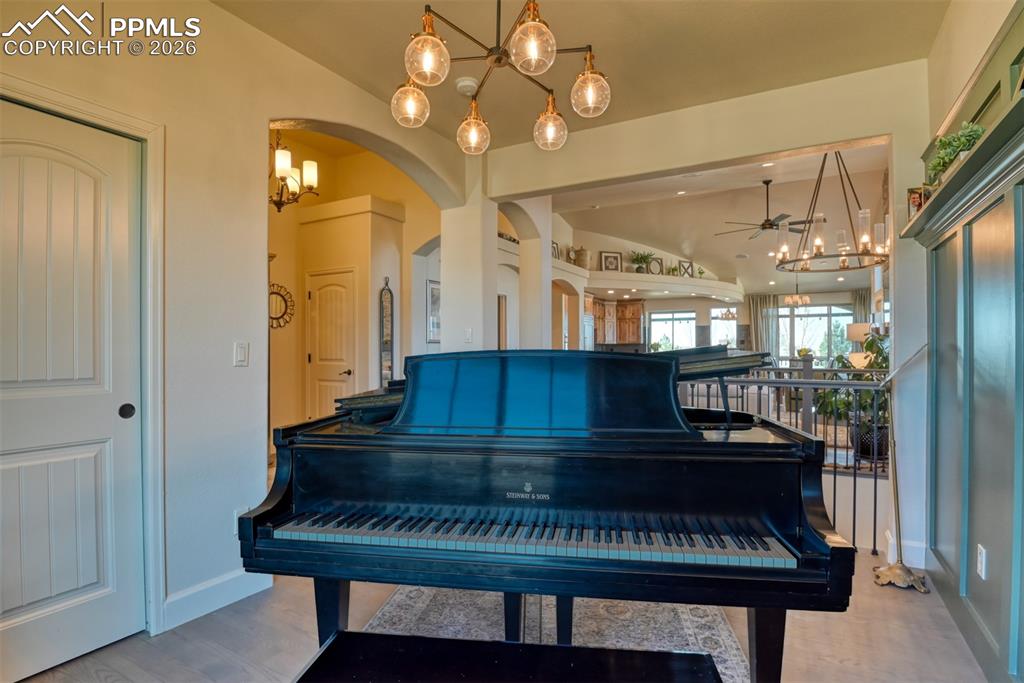 2313 Rainbows End Point